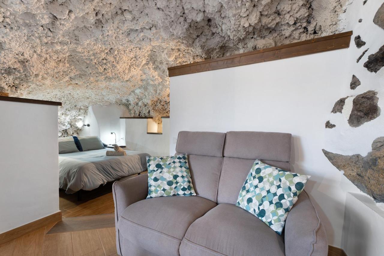 Cueva El Desvelo Apartment Тихарафе Екстериор снимка
